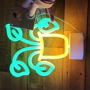 Neon Light - Potted Plant Shape